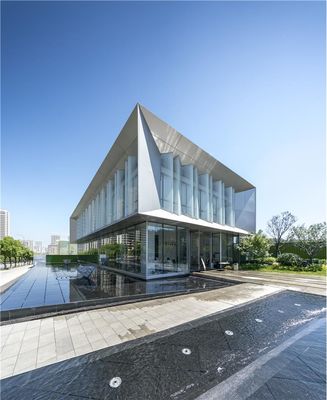 독특한 디자인에 맞게 맞춤형 유리 에나멜 유리 가구